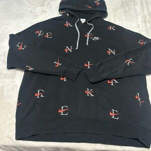 Black men’s Nike hoodie